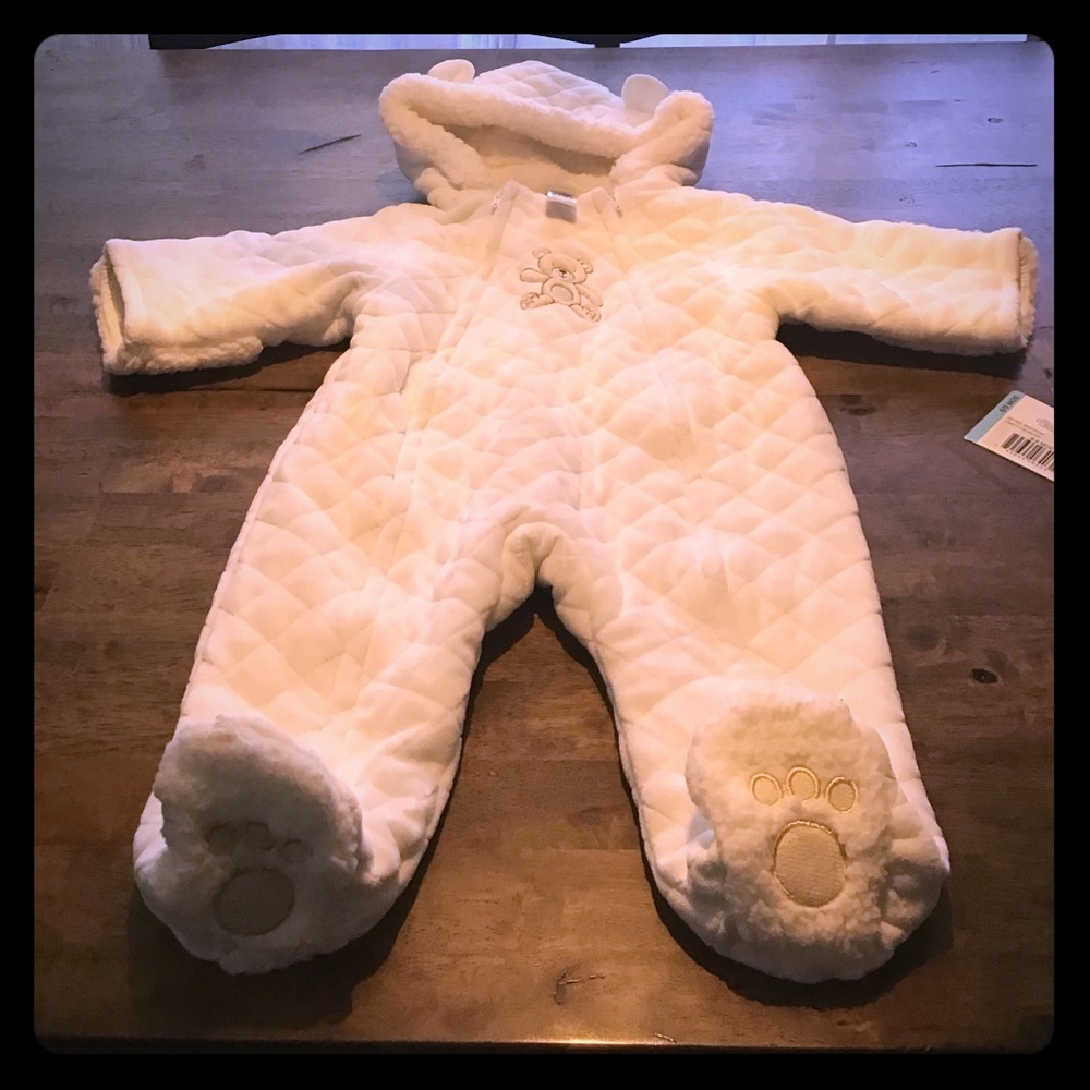 Snow suit